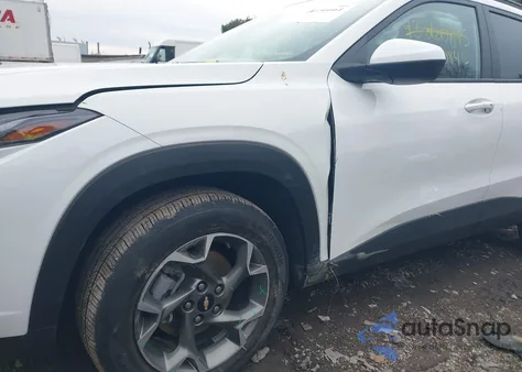 2024 Chevrolet Trax Fwd Lt z USA, uszkodzony, nr VIN KL77LHE22RC172618